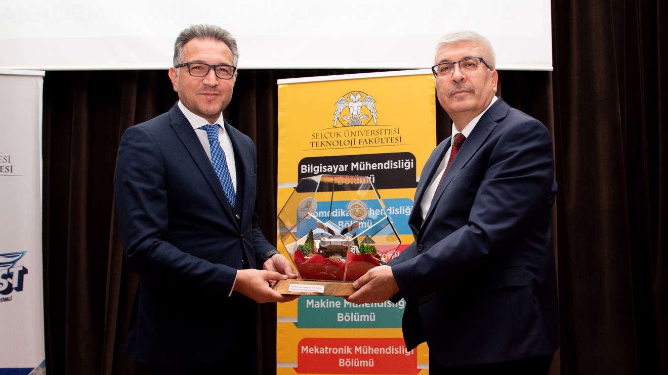 Selçuk Üniversitesi Teknoloji Fakültesinde Akademik Kurul Toplantısı yapıldı